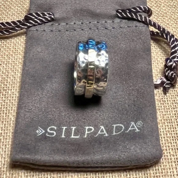 Silpada Hammered Circle Ring - Picture 4 of 13